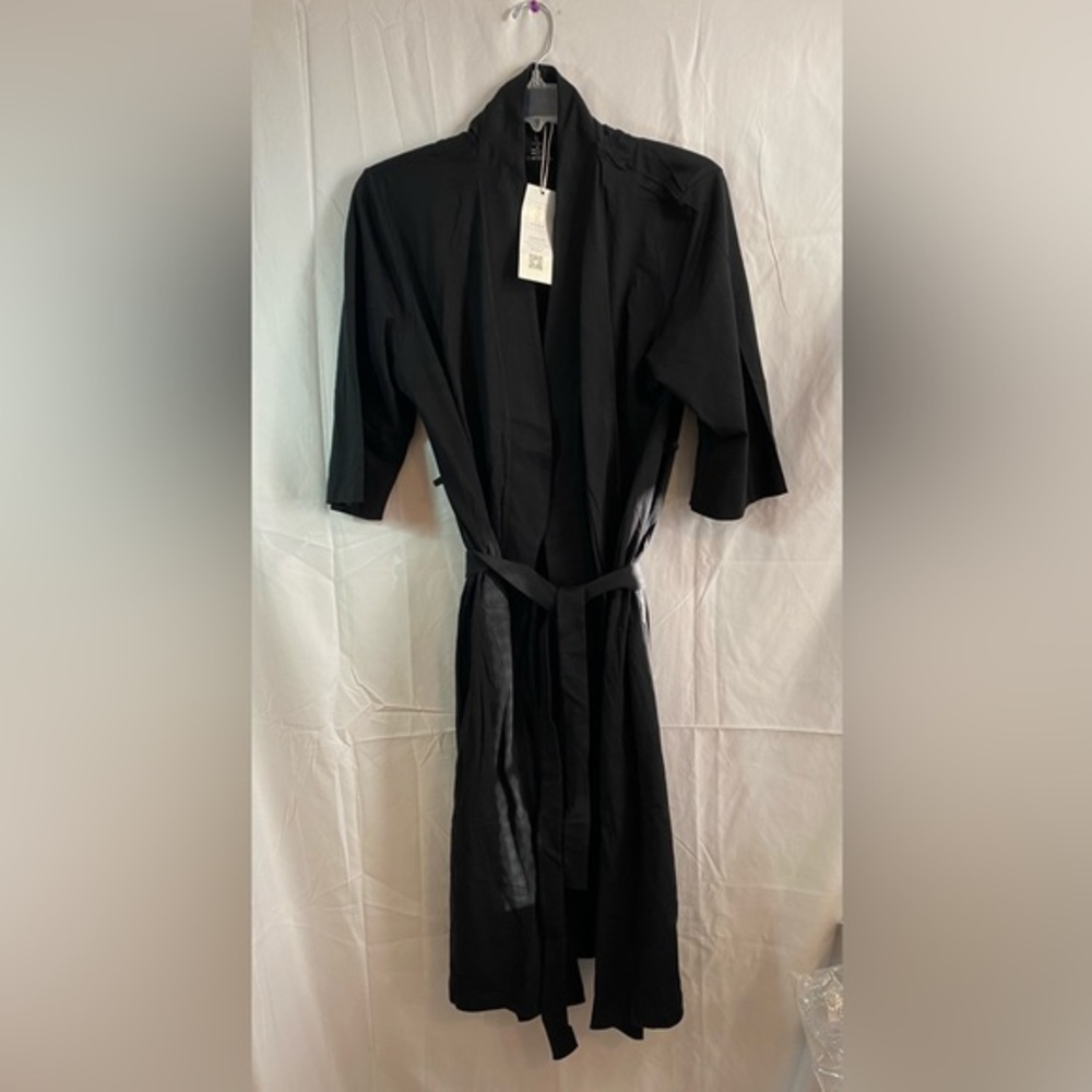 Sioro women’s robe
